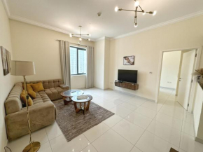 Royal Maison Deluxe 2 Br in Executive Bay